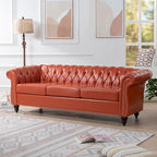 Divano Chesterfield a 3 posti con braccioli arrotolati