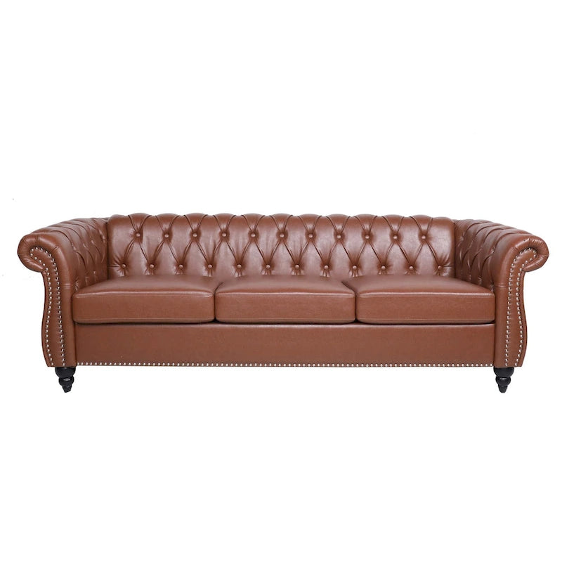 Divano Chesterfield a 3 posti con braccioli arrotolati